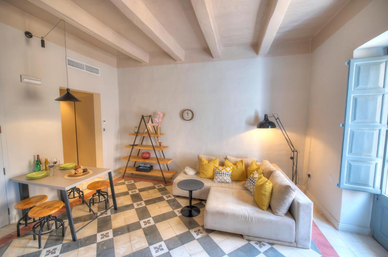 Charming & Traditional Flat In City Center Esch1-2 La Valeta Exterior foto