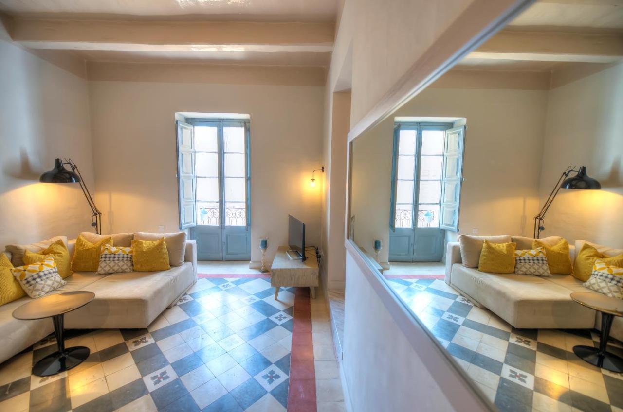 Charming & Traditional Flat In City Center Esch1-2 La Valeta Exterior foto