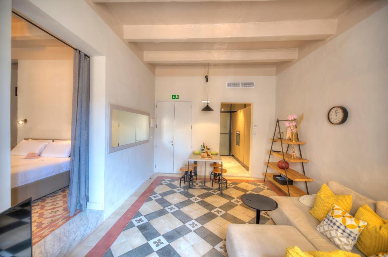 Charming & Traditional Flat In City Center Esch1-2 La Valeta Exterior foto