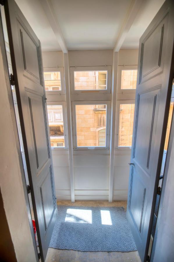 Charming & Traditional Flat In City Center Esch1-2 La Valeta Exterior foto